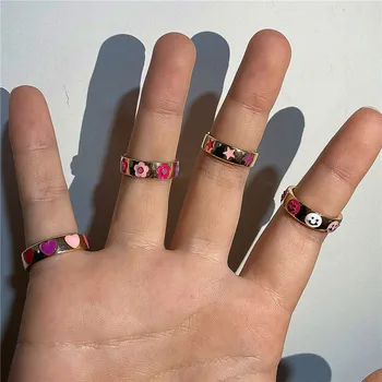 2021 Korea New Ins Vintage Simple Estetic Color Smile Ring Multiple Colorful Star Сърце Rings For Women Girls Fashion Jewelry