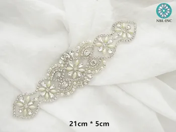 (30 БРОЯ) търговия на Едро с ръчно шиене сватбен колан мъниста кристал сребро, планински кристал, скъпоценност апликация за сватбени рокли колан WDD0129