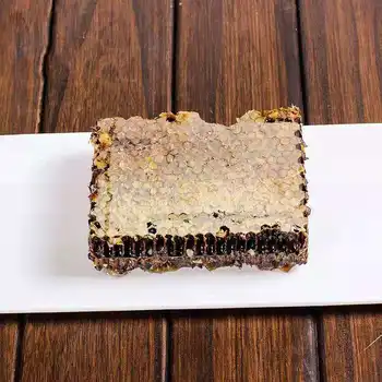 500 грама Old Honeycomb Chewing on Farm Honey Прави истински Мобилен Мед Натурални пчелни кошери Храненето и здравето ежедневна закуска