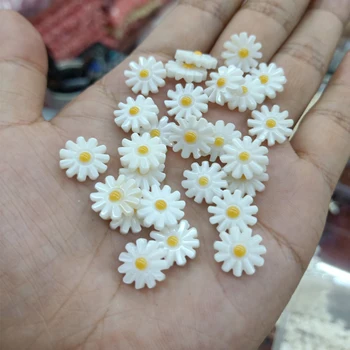 5pcs 10 mm 12 mm White Yellow Daisy Shell Beads САМ Губим Spacer Собственоръчно Flower Shell Bead For Jewelry Making Гривна Колие