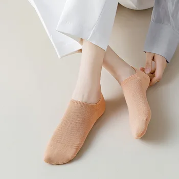 Дамски чорапи 2021 Пролет Лято Мода Цвят Невидими Чорапи Памук Жени Мода Глезените Чорапи Дамски Ежедневни Дишащи Мрежести Чорапи