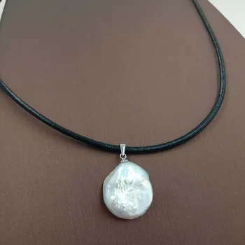 природа сладководни перли висулка колие ,18 мм голяма монета, барок форма .магнит по-близо
