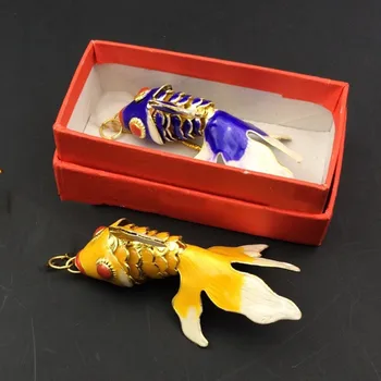 Ръчно изработени Lifelike Sway Fancy Лъки Koi Fish Ключодържател Емайл Ключодържател Животно Златната Рибка Ключодържател Сладки Подаръци за Рожден Ден с кутия